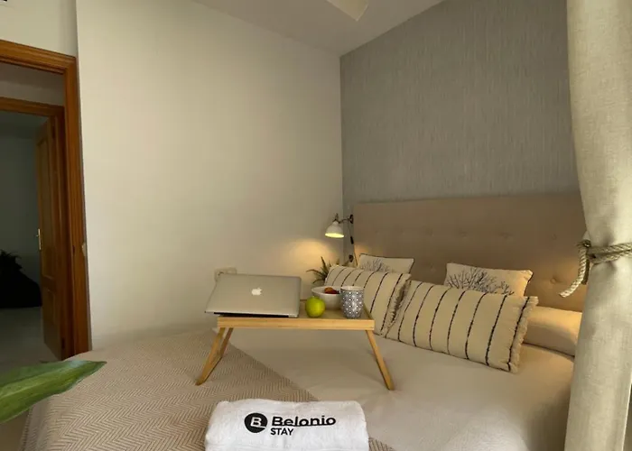 By Belonio 丰希罗拉