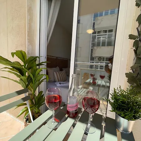 By Belonio Apartment